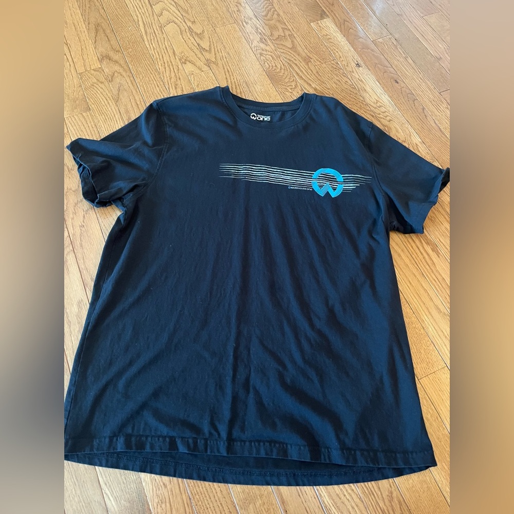 Men’s warehouse one tshirt size XL